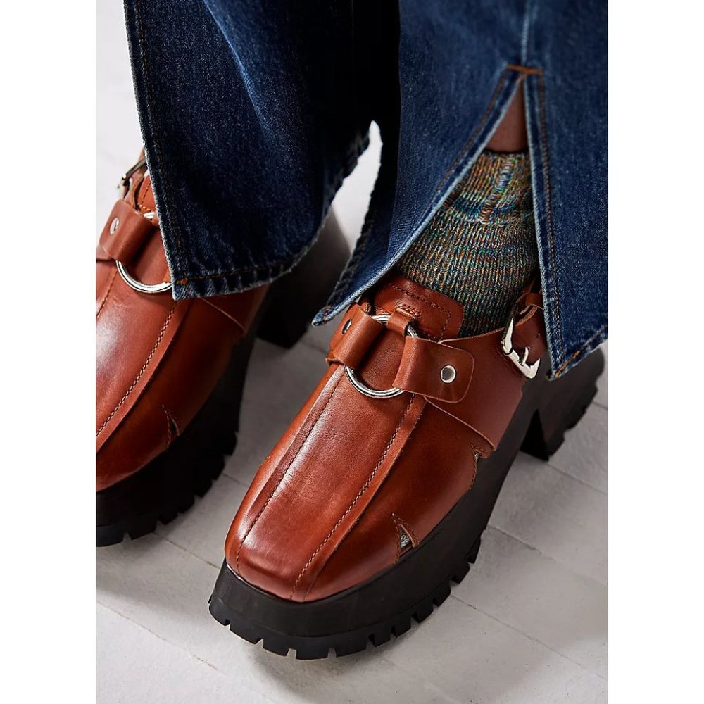 🆕 FREE PEOPLE Astoria Clogs / Saddle Tan